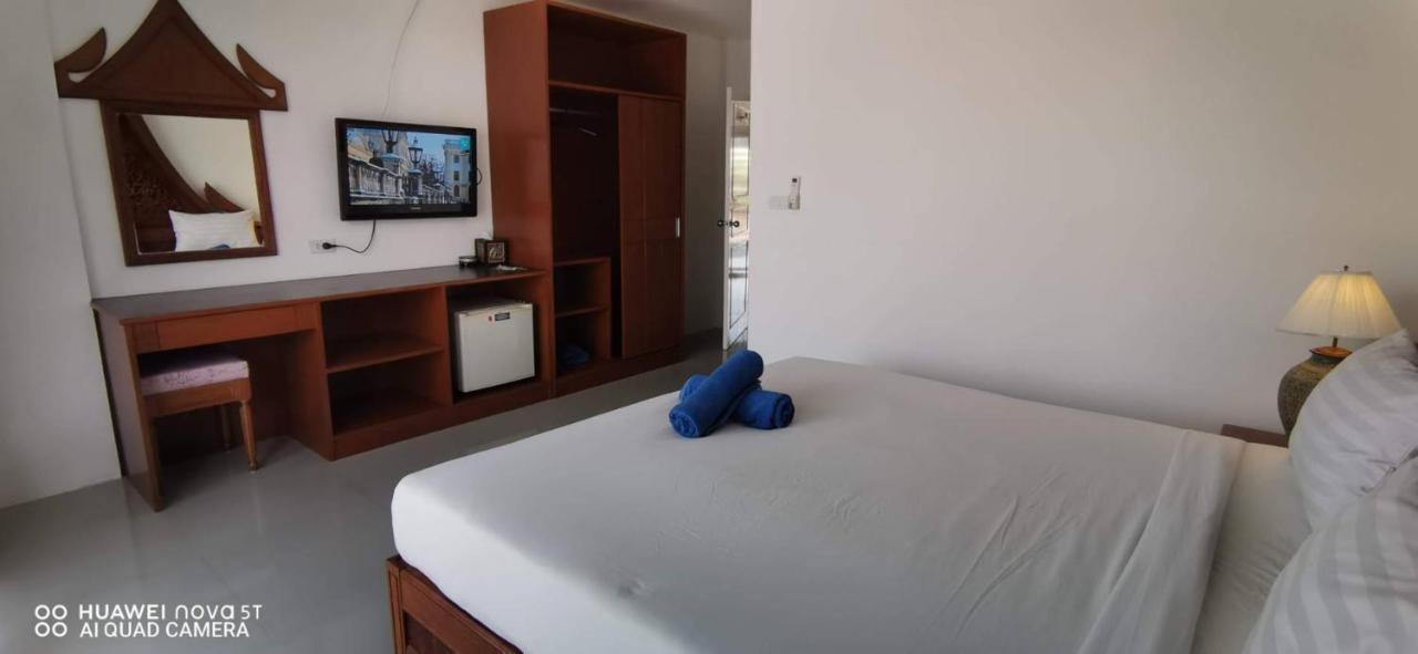 Sure Guesthouse Strand Kamala Exterior foto